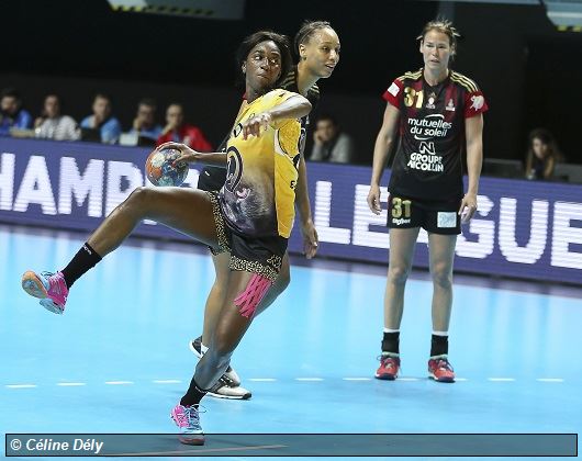 http://www.handzone.net/upload/actus/d1f/2017-2018/j15/barbosa_celine.jpg